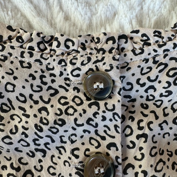 Women’s Mid Length, Button Up Sundress, Animal Print, Size Small - Picture 5 of 10